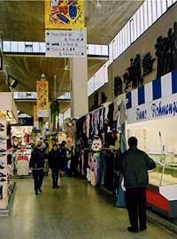 Queensgate interior, with sculpture